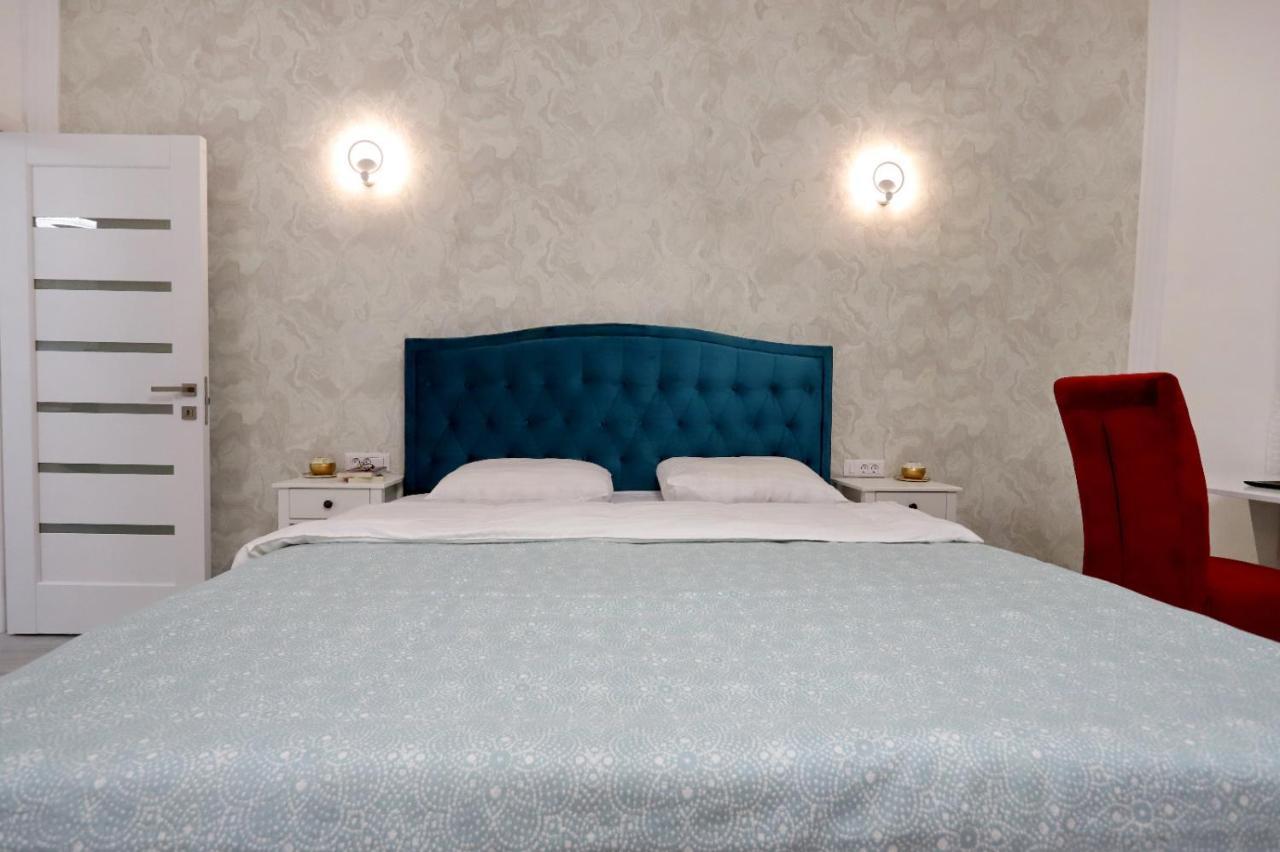 Central Luxury Apartments Oradea Ngoại thất bức ảnh